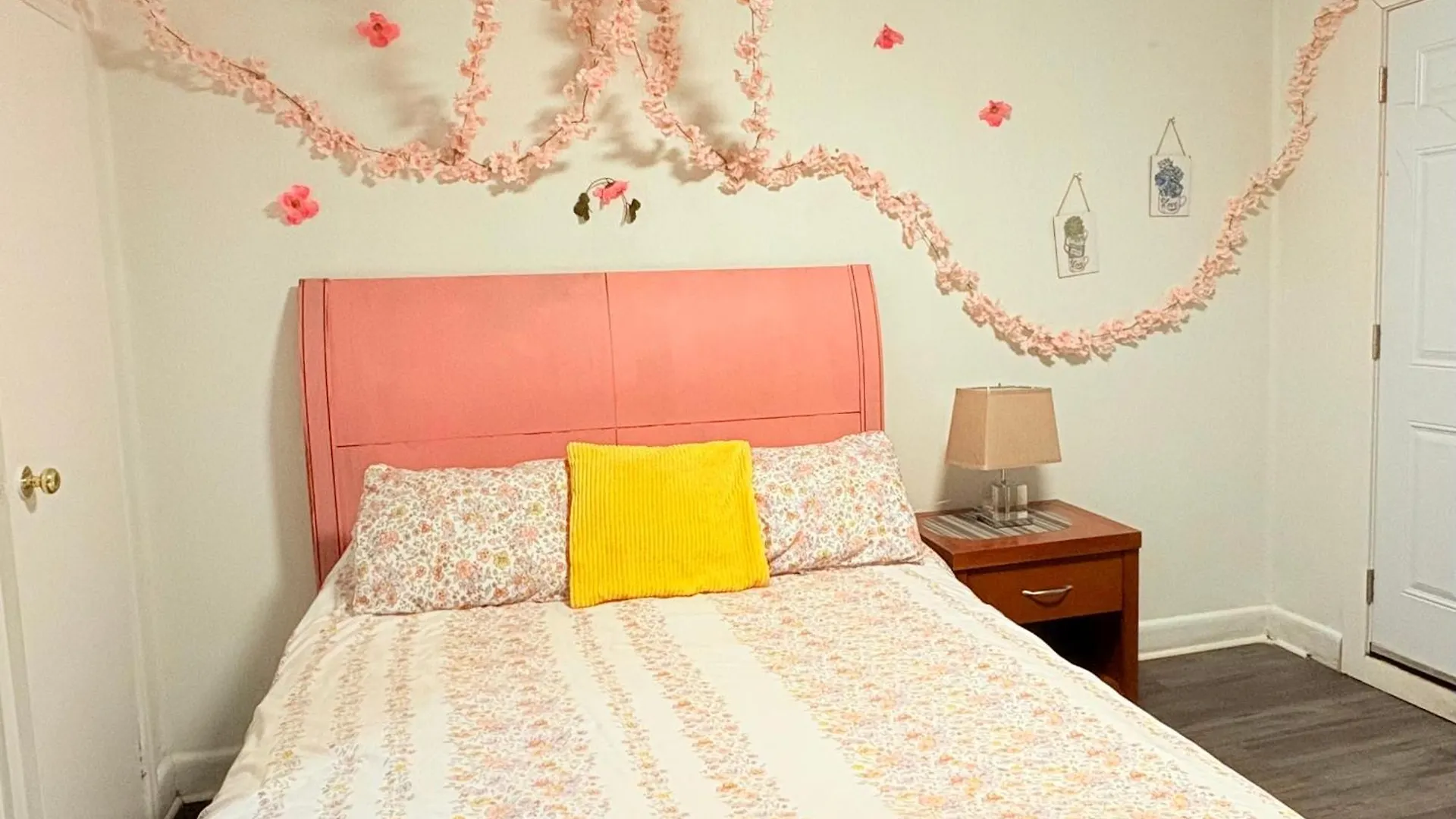 Hotel Yellow Pillow Inn Niagara Falls